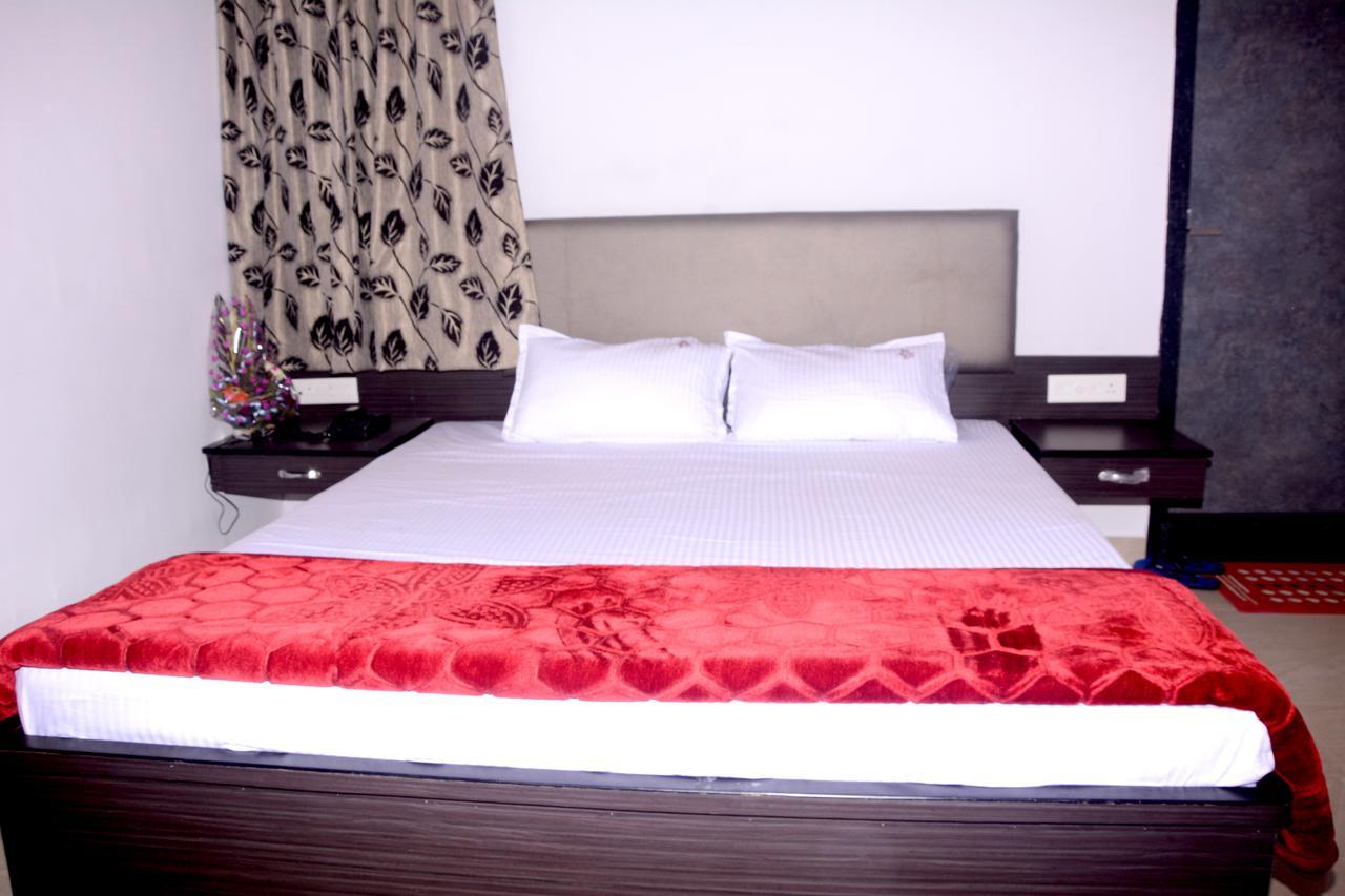 Hotel Raj Heritage Rāipur Zewnętrze zdjęcie
