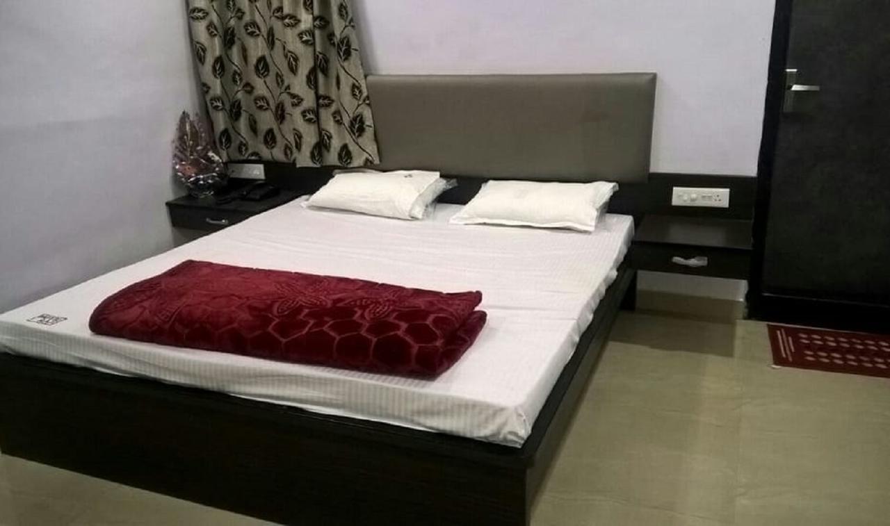 Hotel Raj Heritage Rāipur Zewnętrze zdjęcie